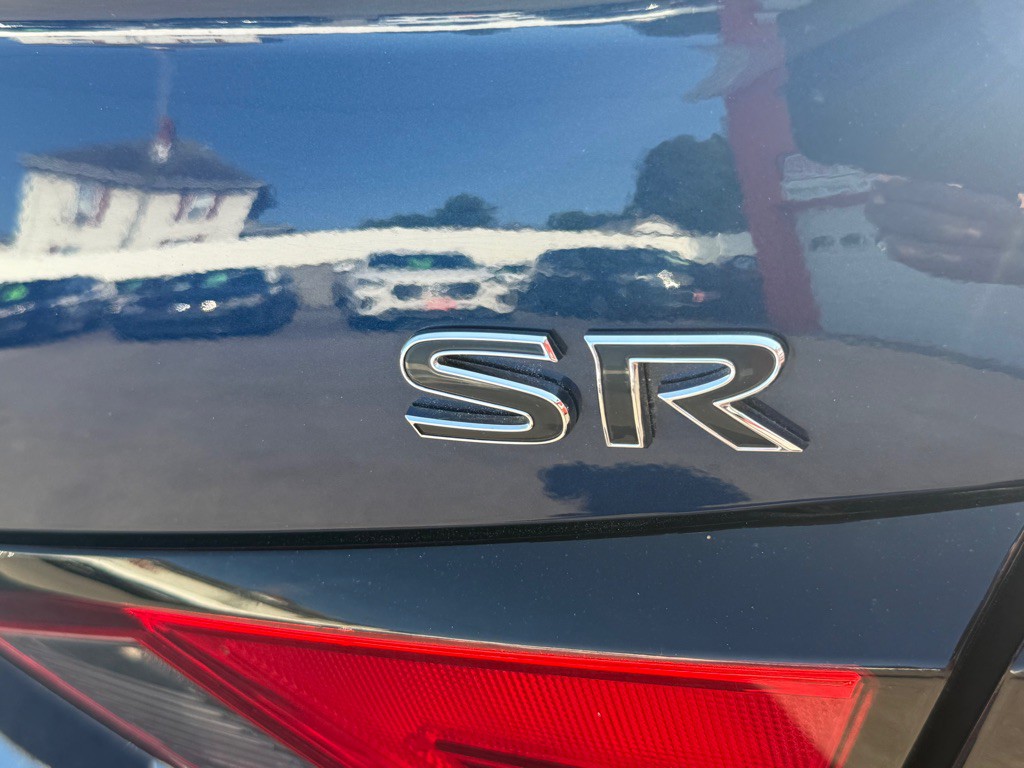 2019 Nissan Altima Image 17