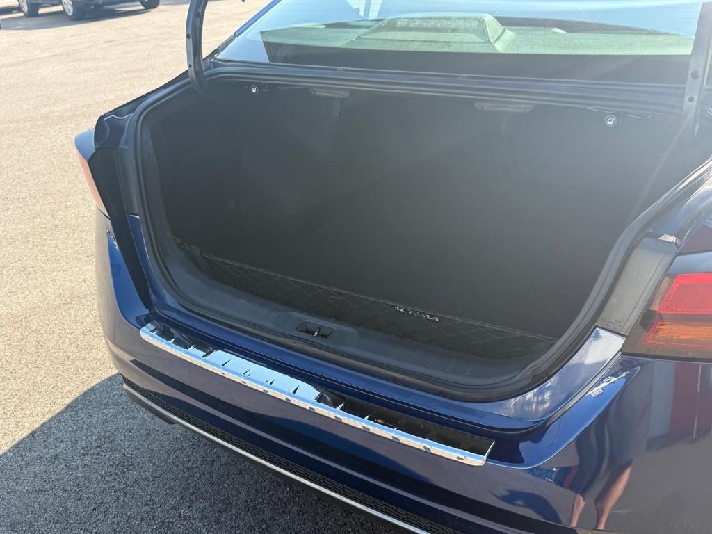 2019 Nissan Altima Image 20