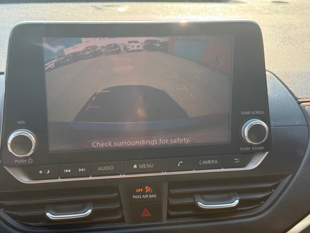 2019 Nissan Altima Image 40