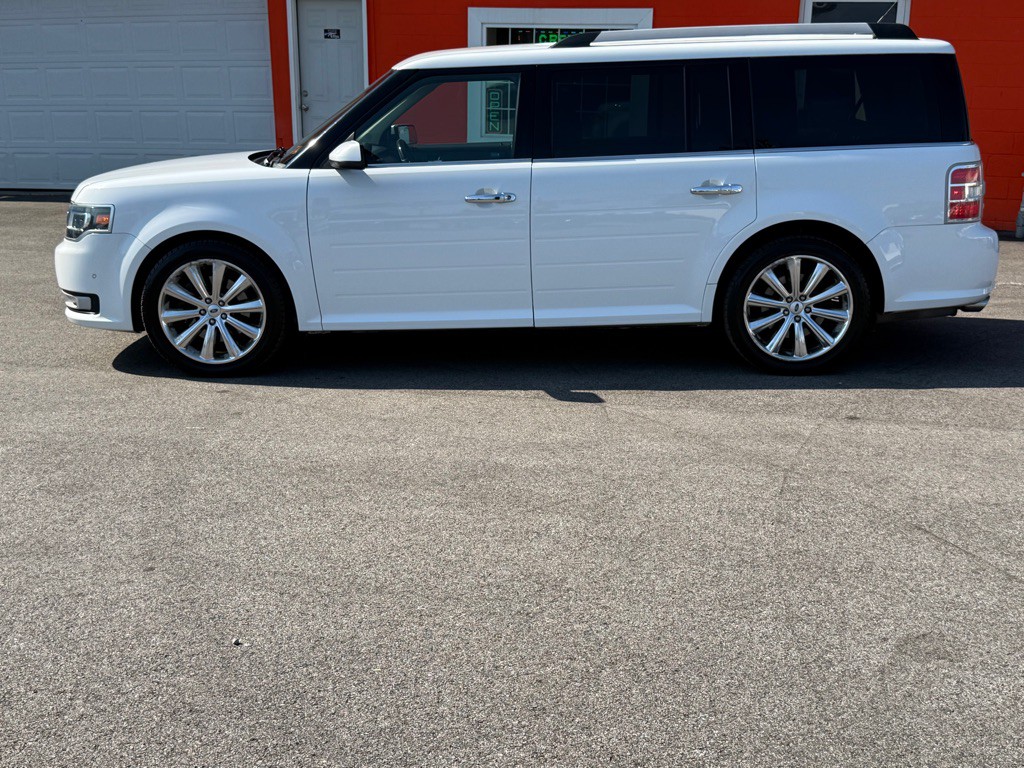 2017 Ford Flex Image 4