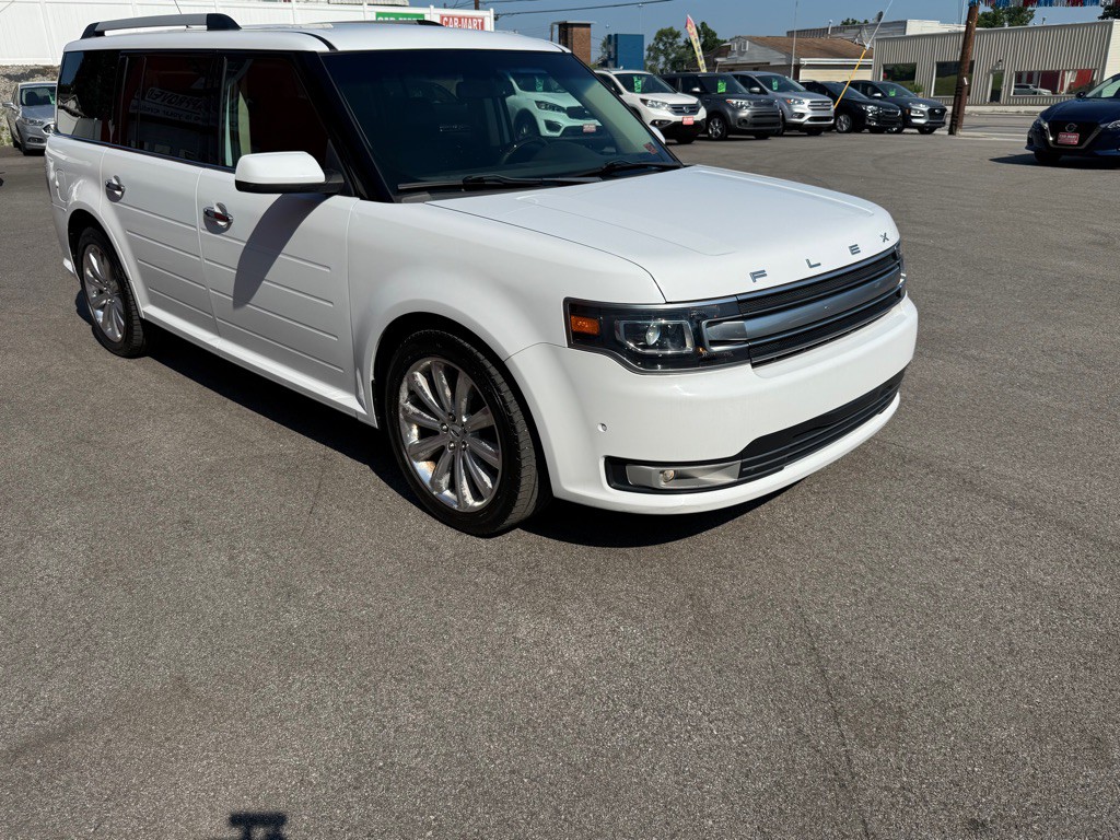 2017 Ford Flex Image 10