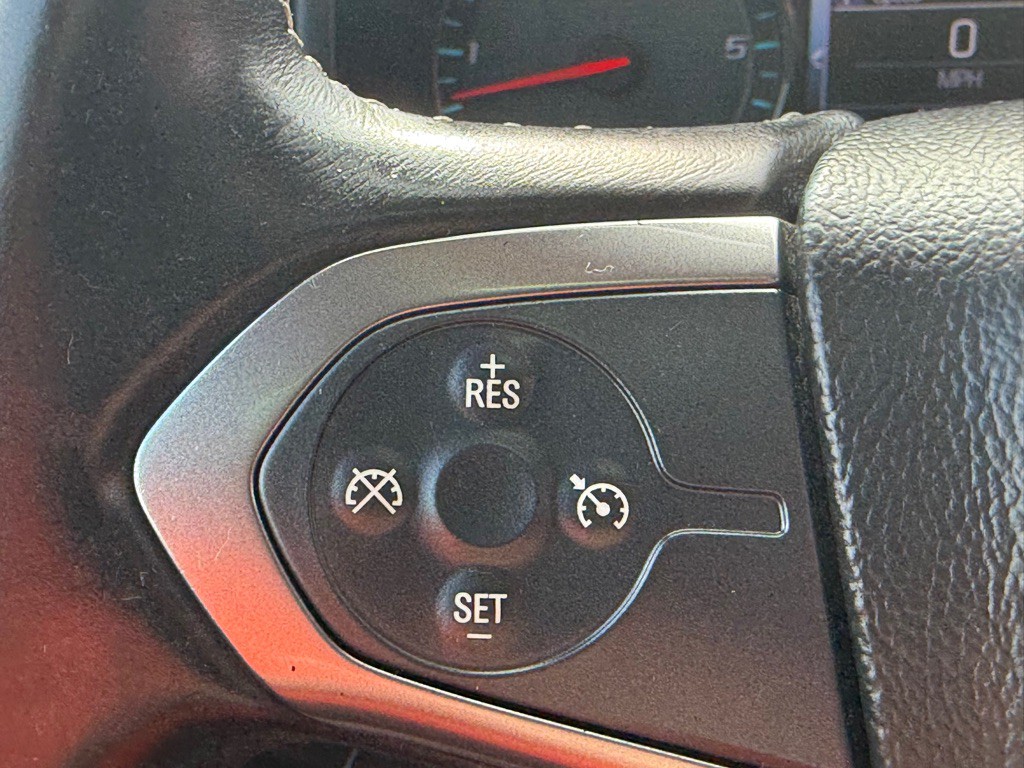 2015 Chevrolet Silverado 1500 Image 32