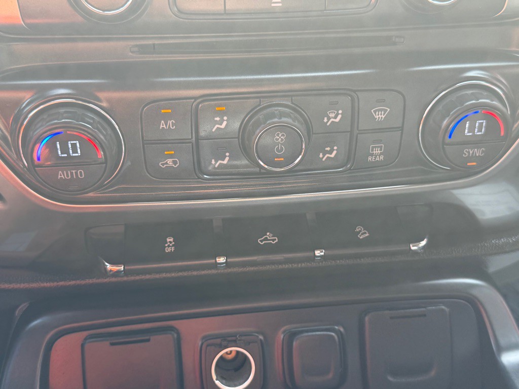 2015 Chevrolet Silverado 1500 Image 37
