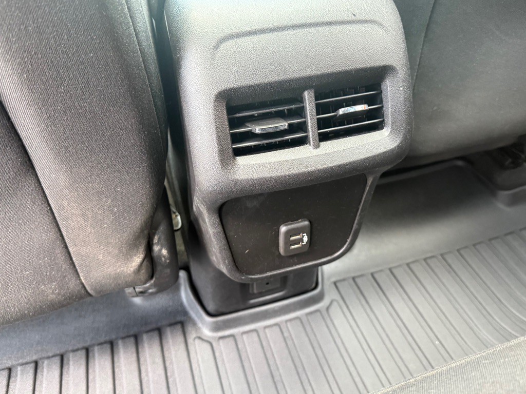 2019 Chevrolet Equinox Image 24