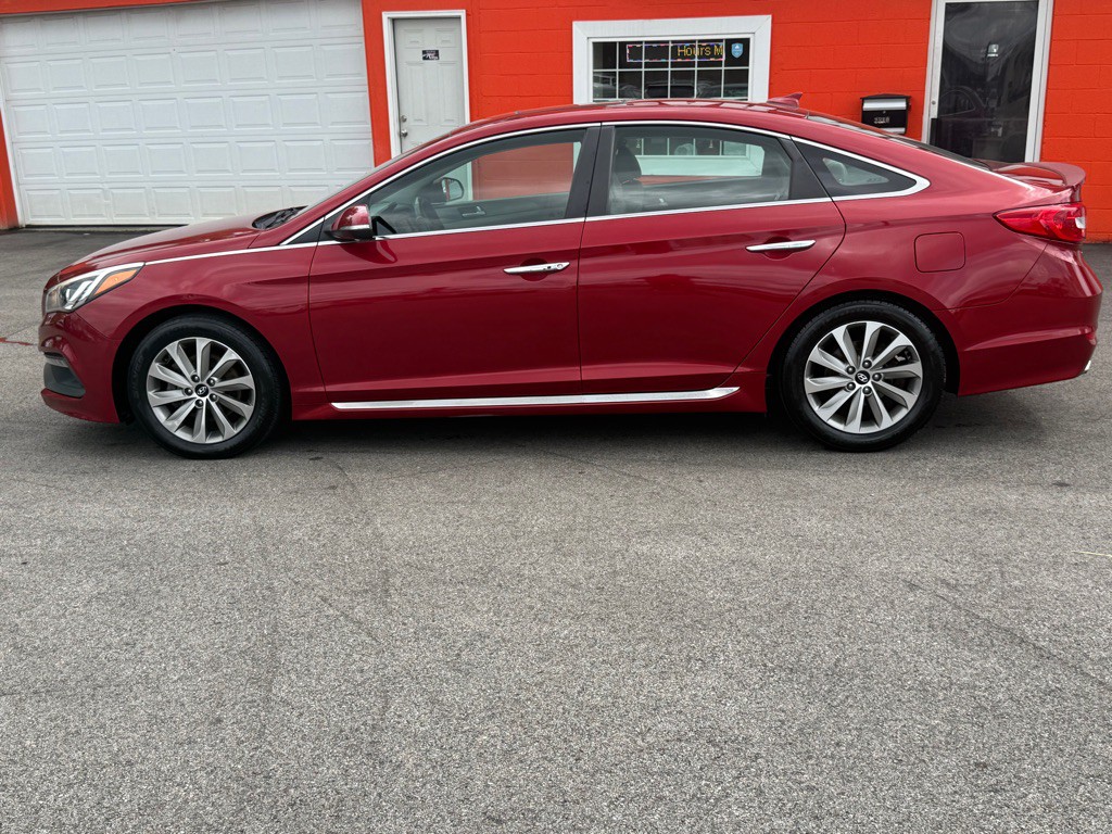 2015 Hyundai Sonata Image 3