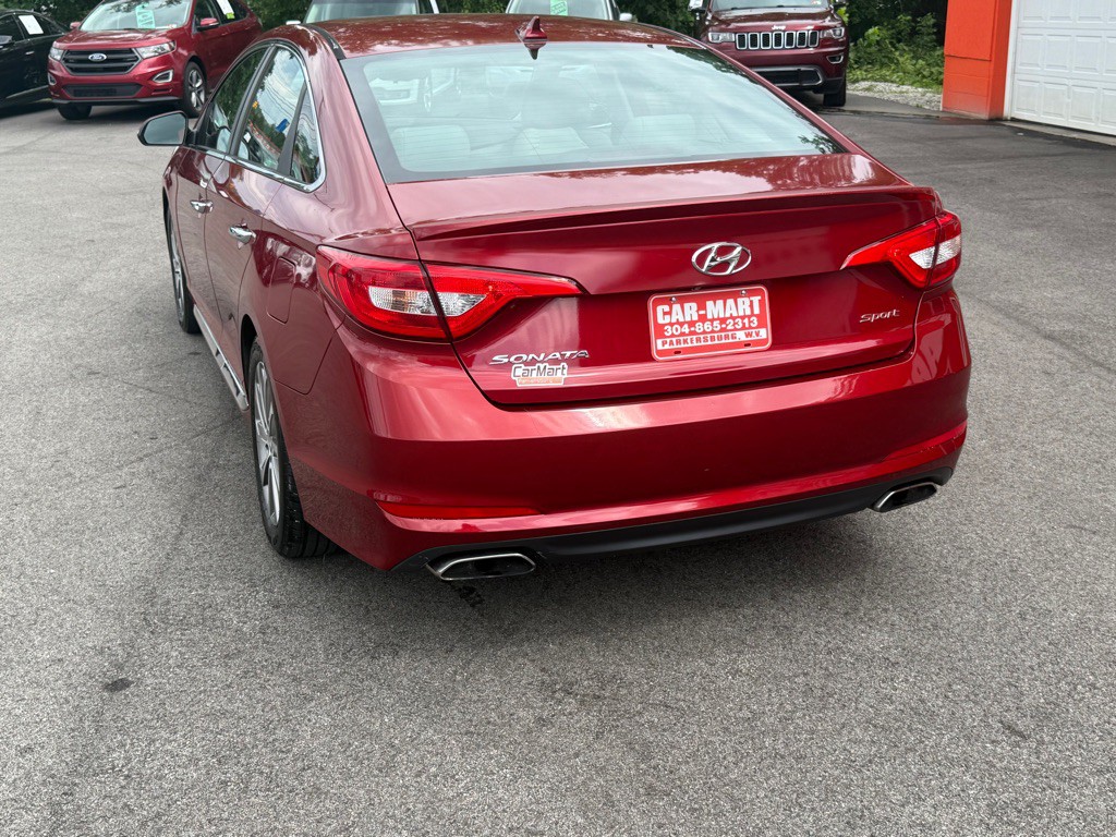 2015 Hyundai Sonata Image 4
