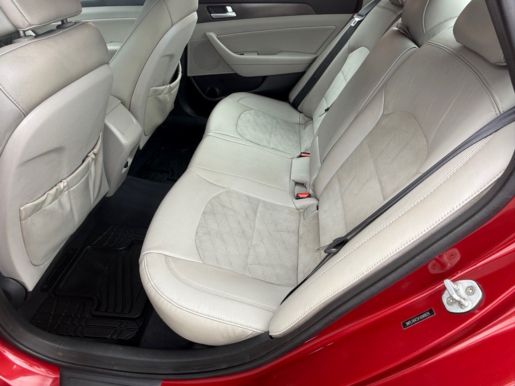 2015 Hyundai Sonata Image 23