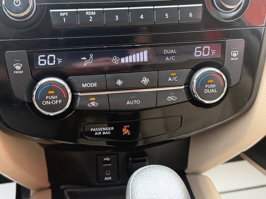 2016 Nissan Rogue Image 31