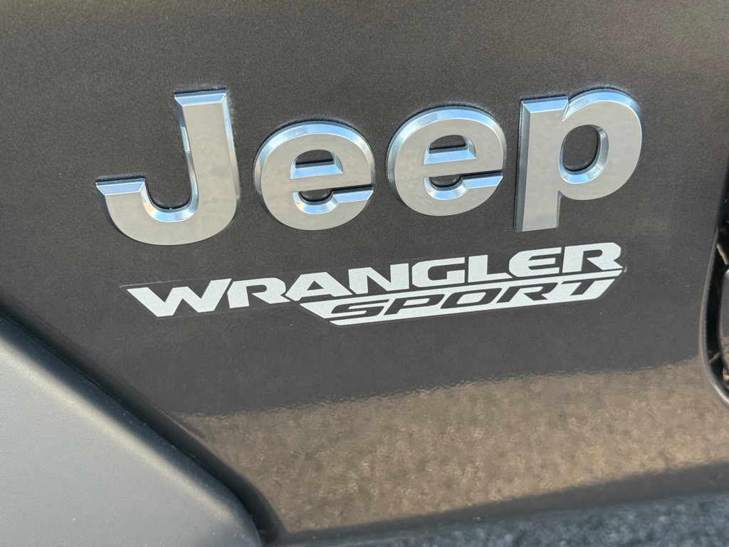 2019 Jeep Wrangler Image 14