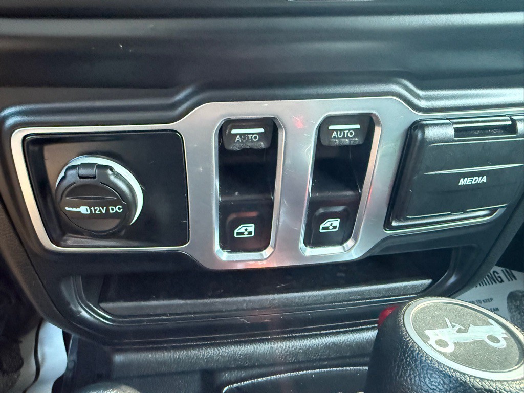2019 Jeep Wrangler Image 30
