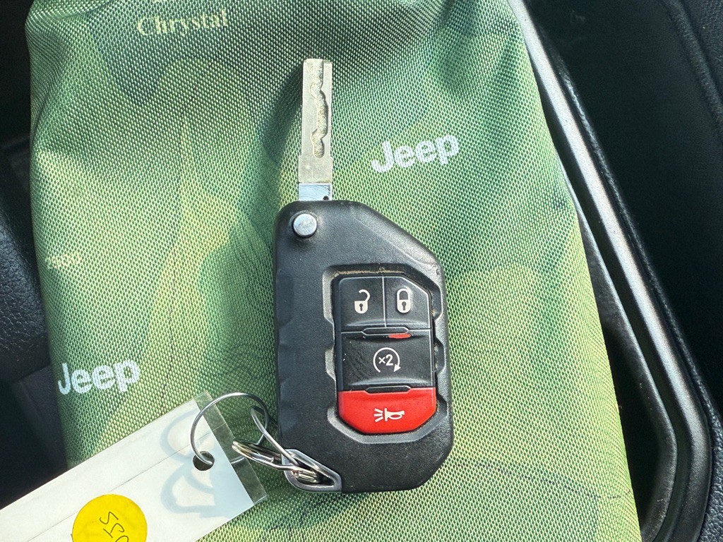 2019 Jeep Wrangler Image 36