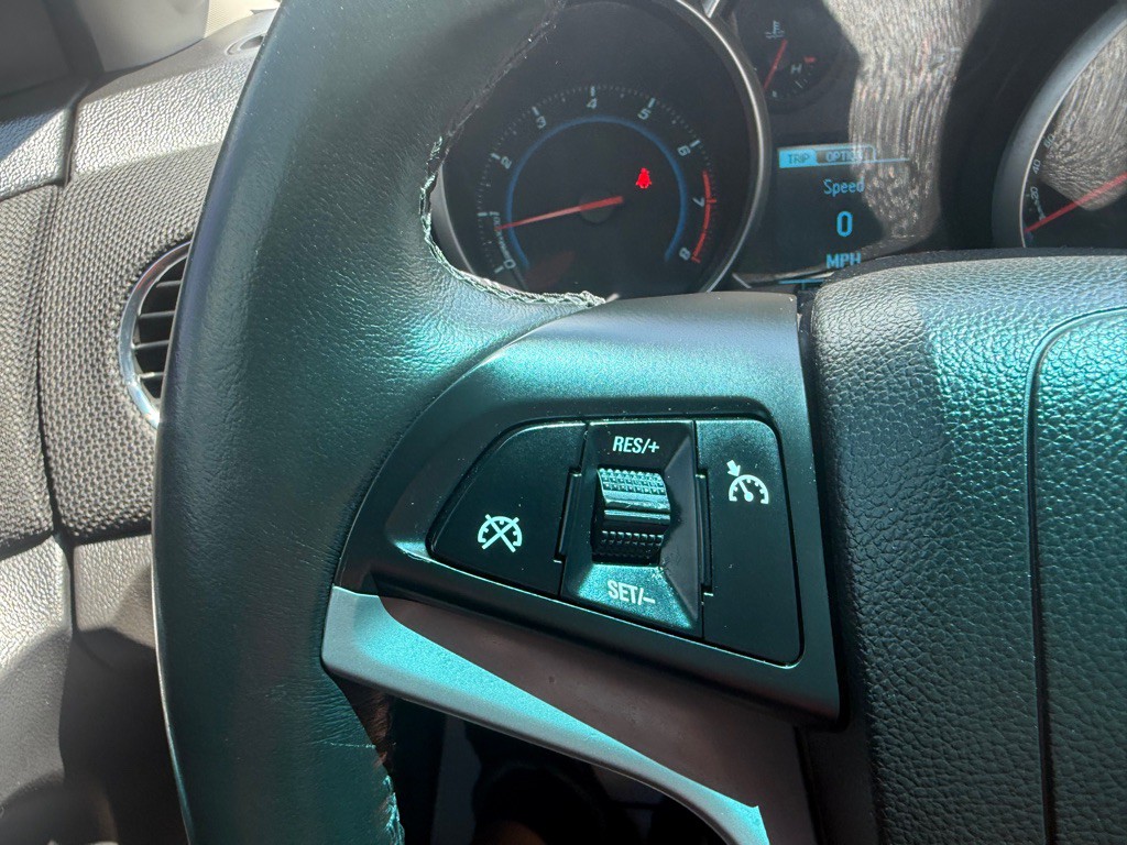 2014 Chevrolet Cruze Image 29