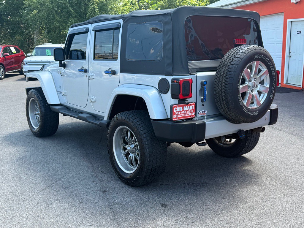 2011 Jeep Wrangler Unlimited Image 4