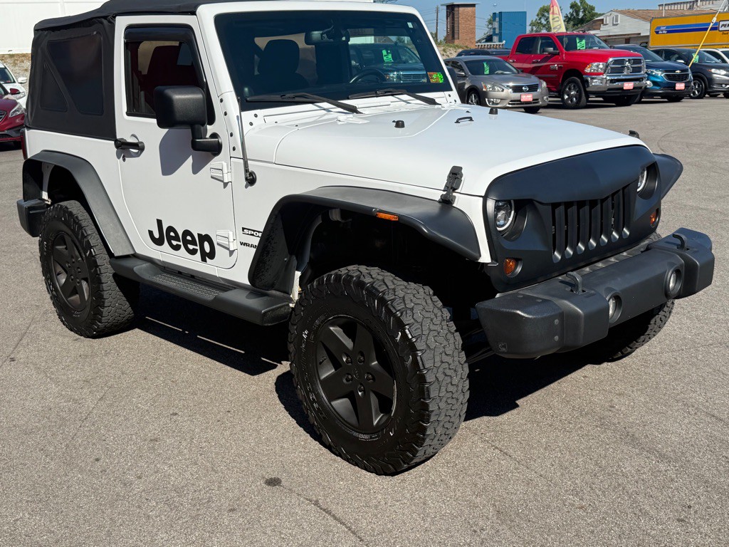 2013 Jeep Wrangler Image 8