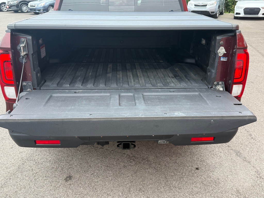 2017 Honda Ridgeline Image 20