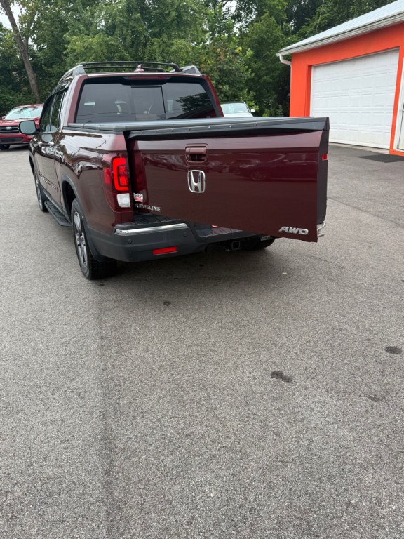 2017 Honda Ridgeline Image 22