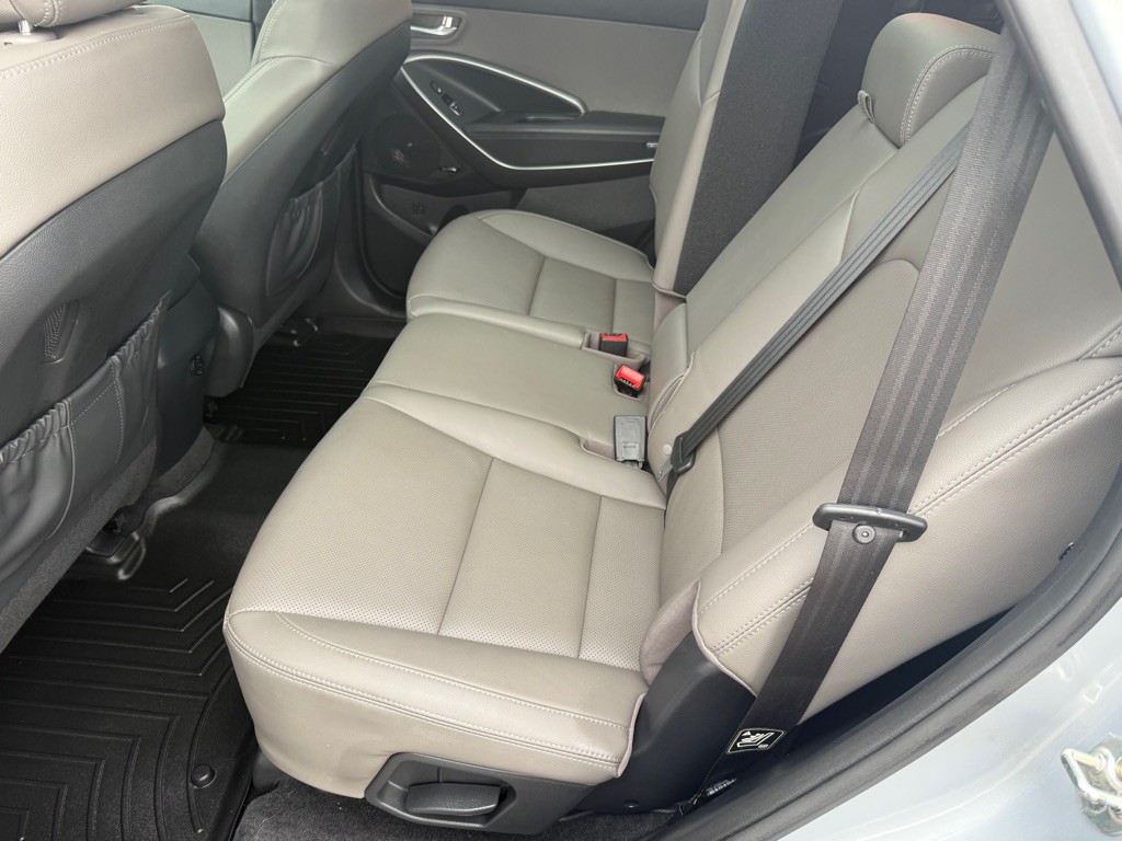 2018 Hyundai Santa Fe Image 25