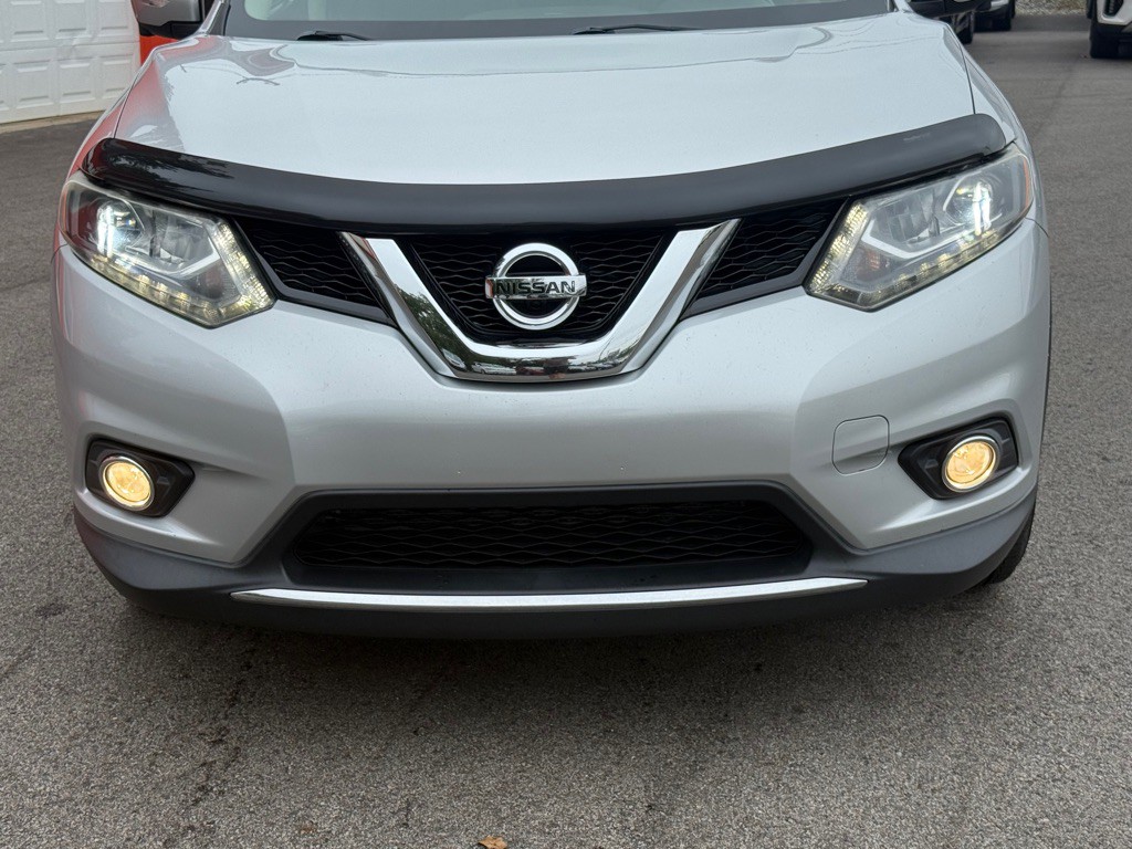 2015 Nissan Rogue Image 18