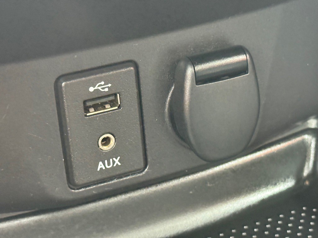 2015 Nissan Rogue Image 41
