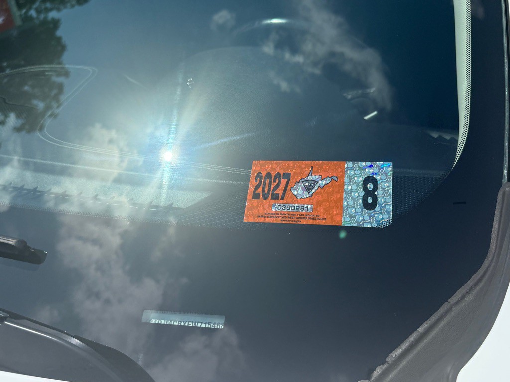2015 Jeep Cherokee Image 11