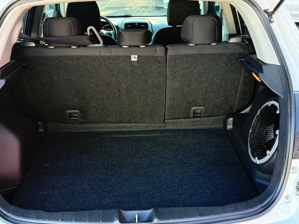2015 Mitsubishi Outlander Image 18