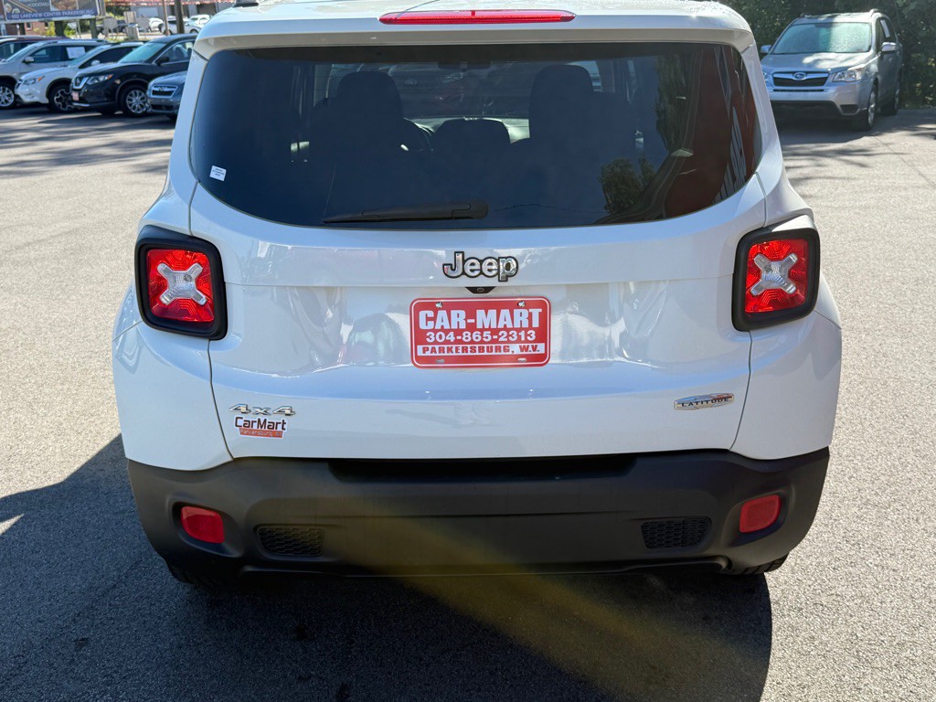 2015 Jeep Renegade Image 5