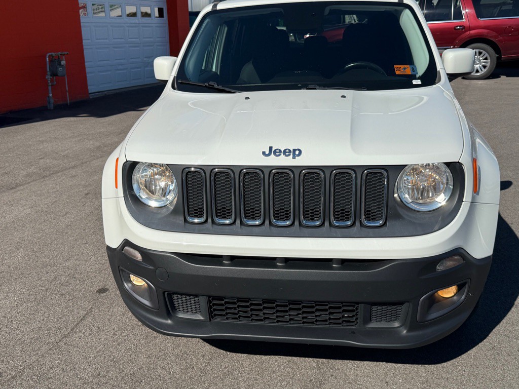 2015 Jeep Renegade Image 9