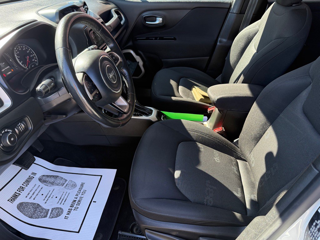 2015 Jeep Renegade Image 27
