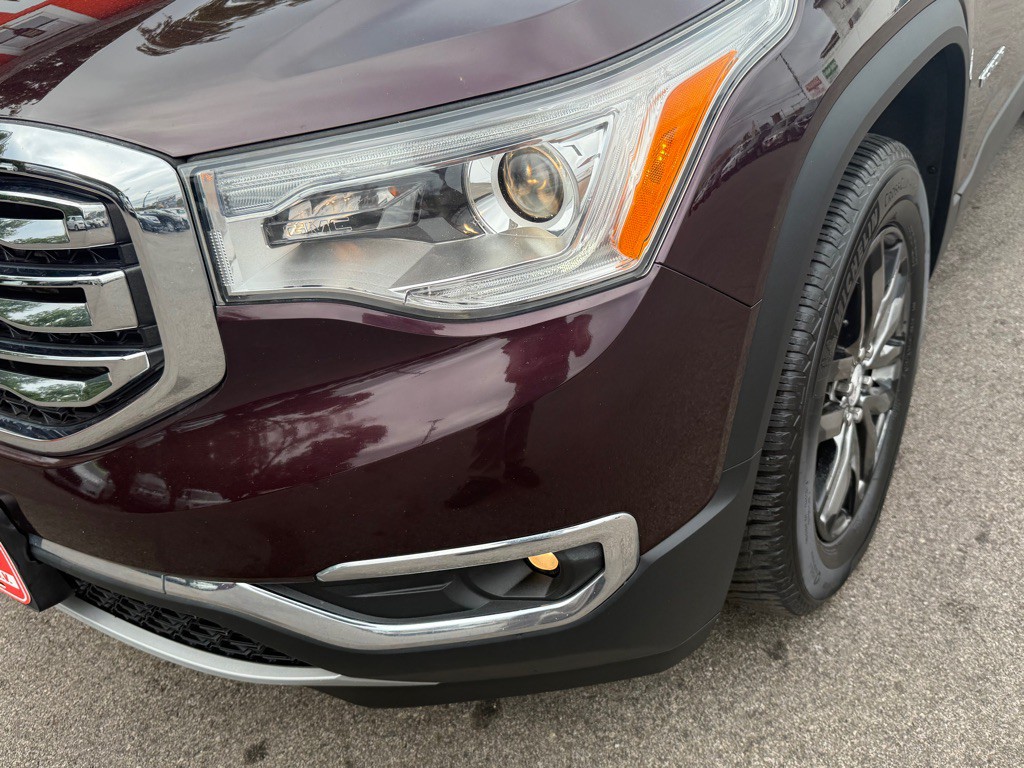 2017 GMC Acadia Image 13