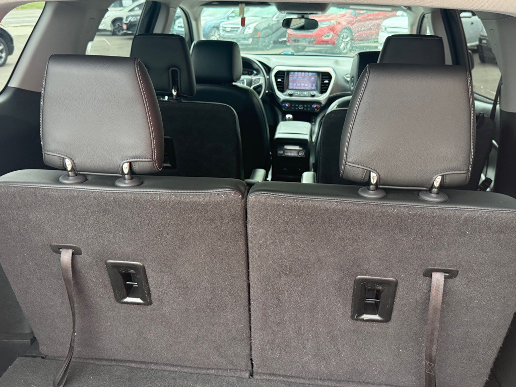2017 GMC Acadia Image 21