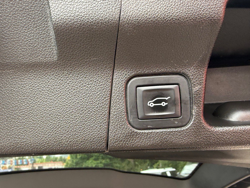 2017 GMC Acadia Image 22