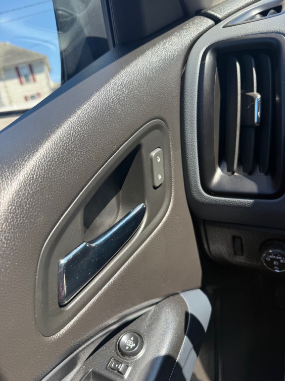 2017 Chevrolet Colorado Image 30