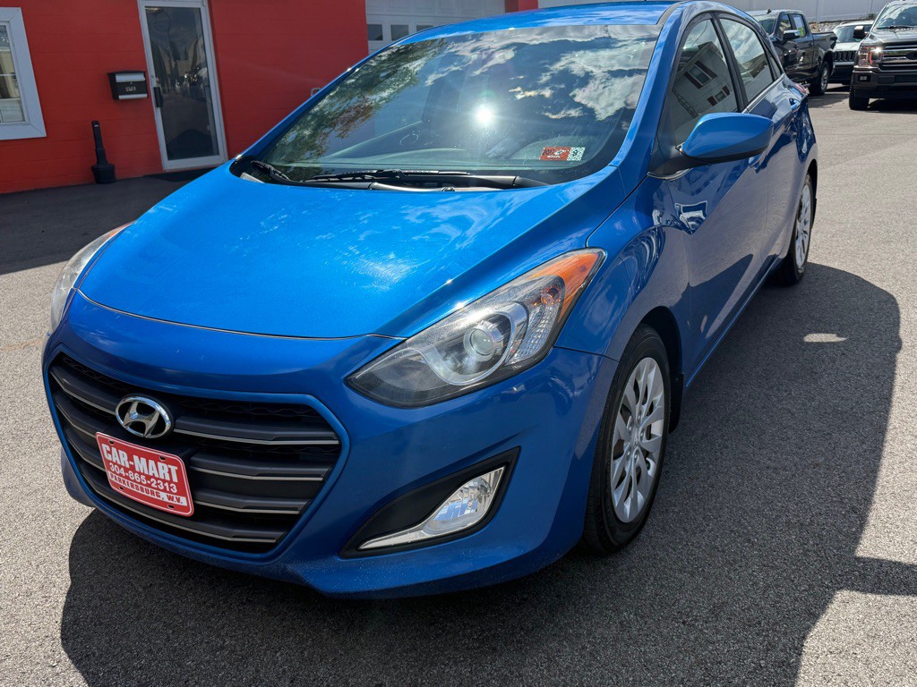2017 Hyundai Elantra Image 10