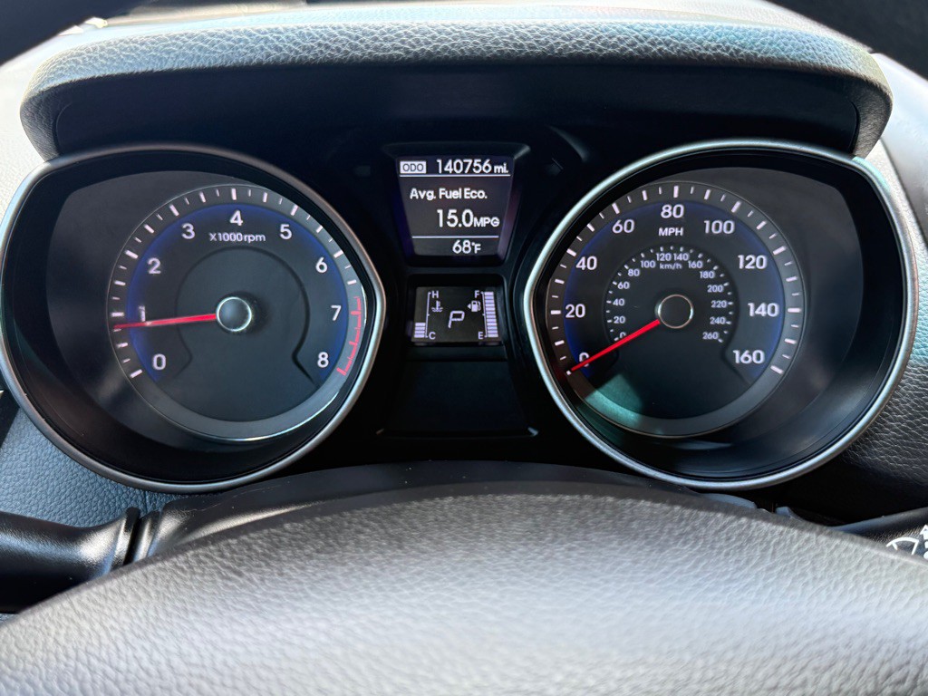 2017 Hyundai Elantra Image 24