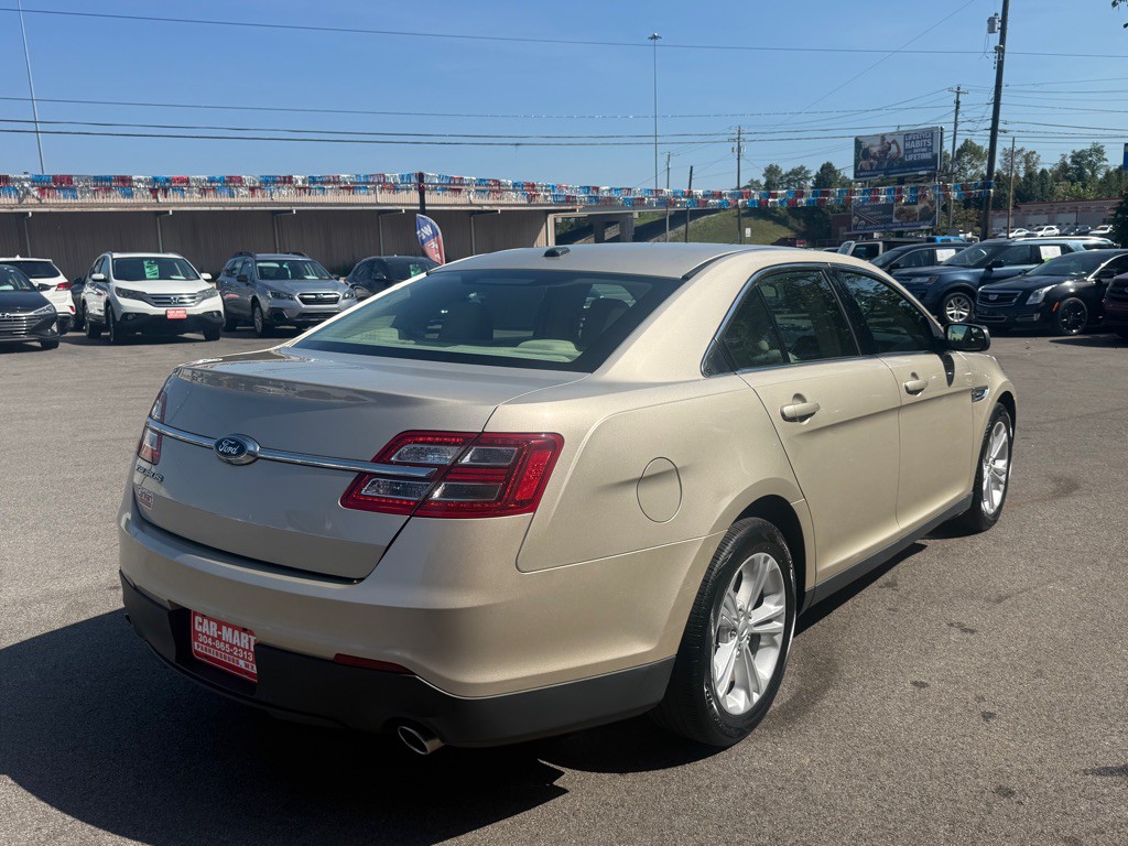 2018 Ford Taurus Image 6