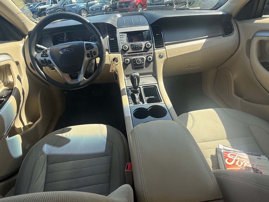 2018 Ford Taurus Image 20