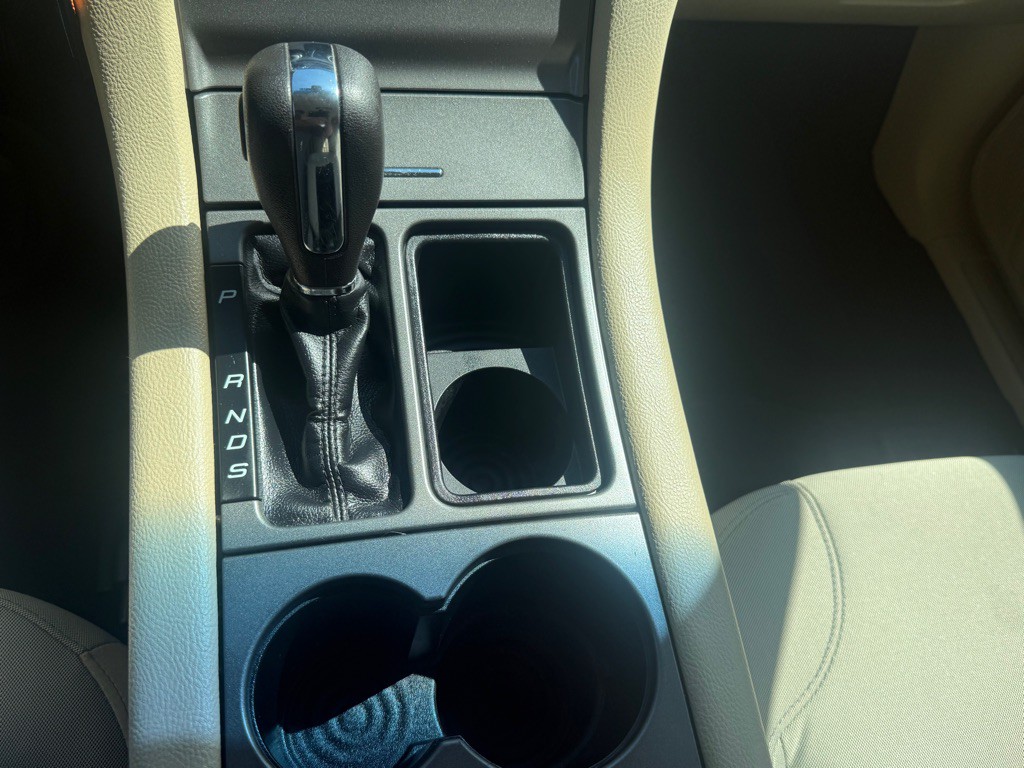 2018 Ford Taurus Image 30