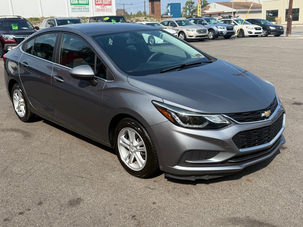 2018 Chevrolet Cruze Image 7