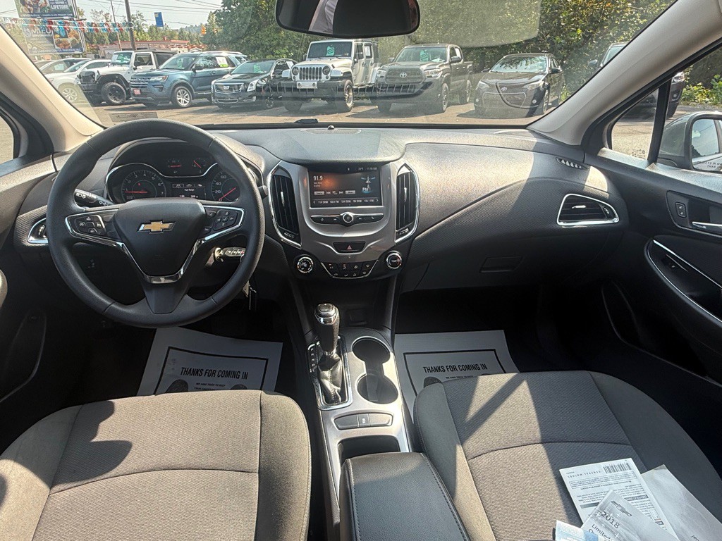 2018 Chevrolet Cruze Image 22