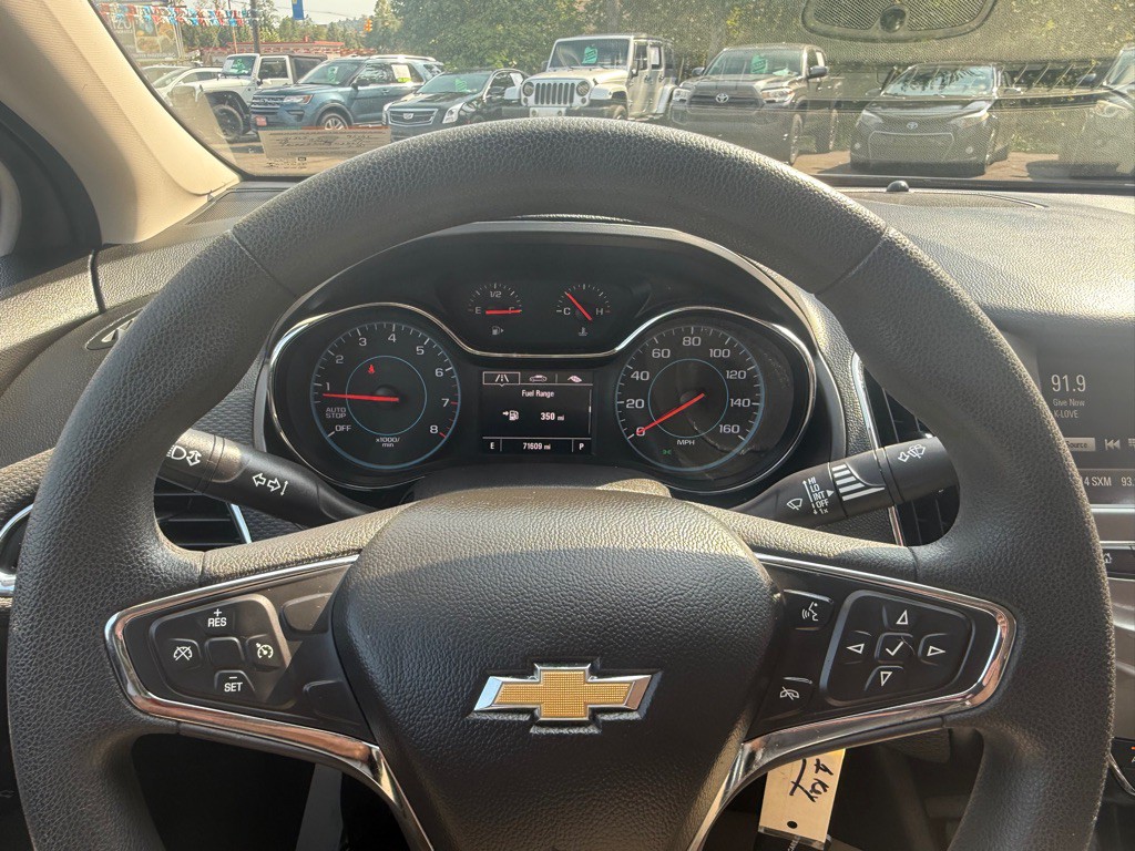 2018 Chevrolet Cruze Image 30