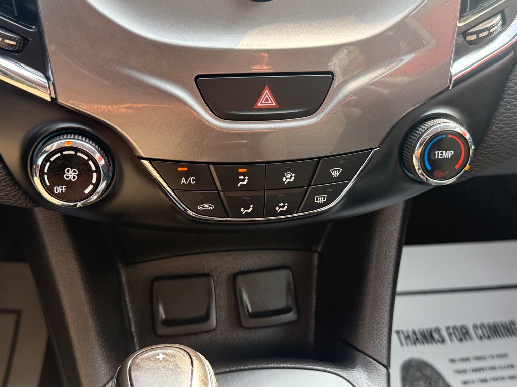 2018 Chevrolet Cruze Image 32