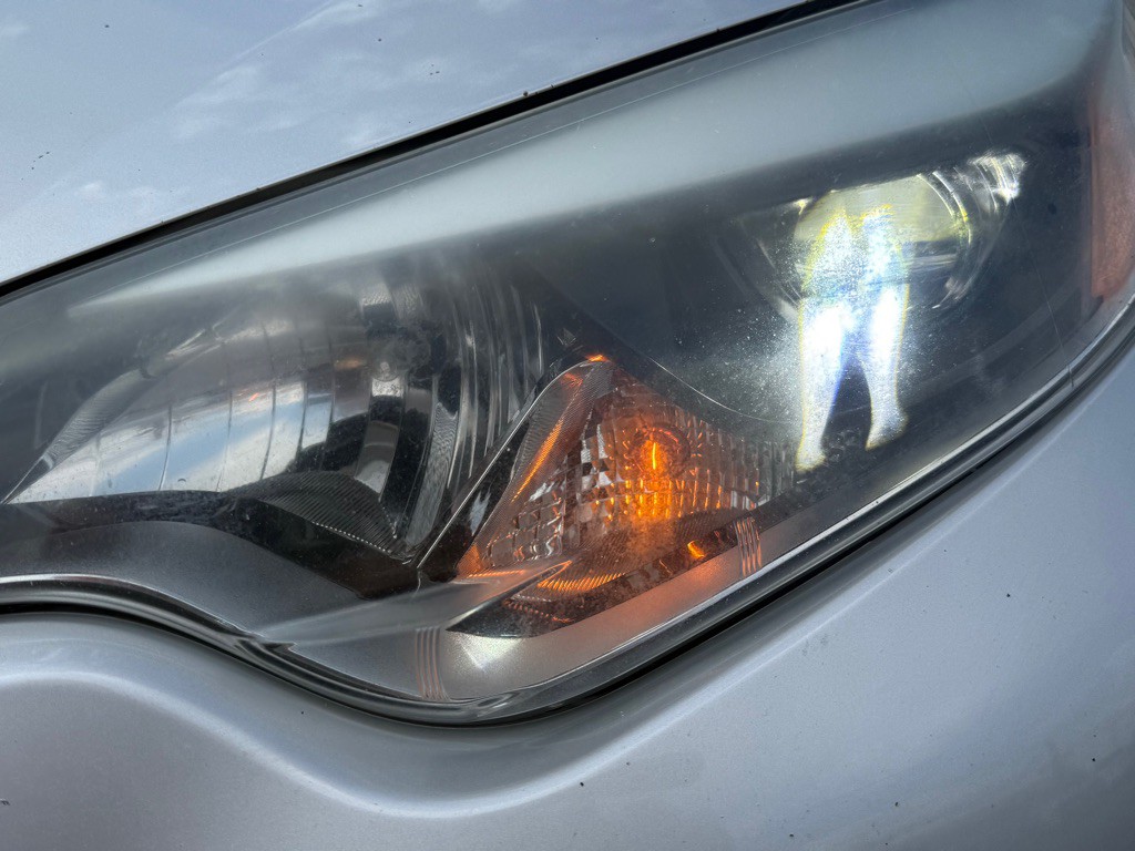2016 Toyota Corolla Image 14