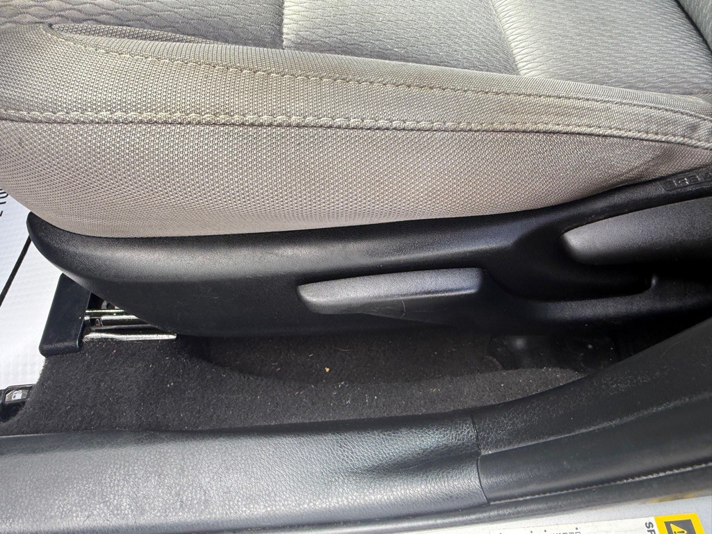 2016 Toyota Corolla Image 24