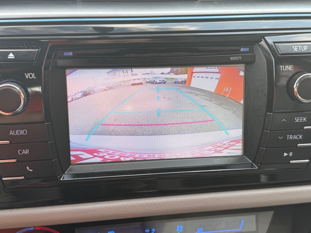 2016 Toyota Corolla Image 34