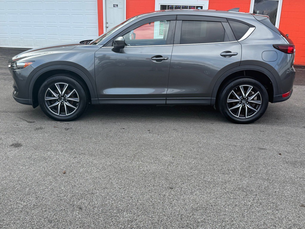2018 Mazda CX-5 Image 2
