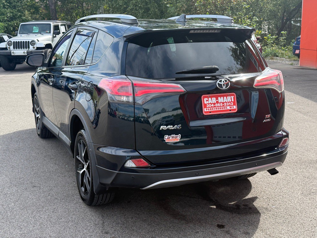 2017 Toyota Rav4 Image 4