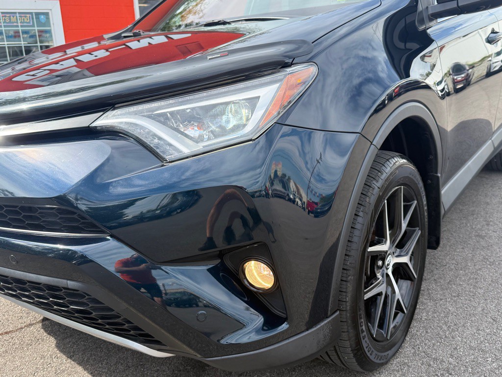 2017 Toyota Rav4 Image 15
