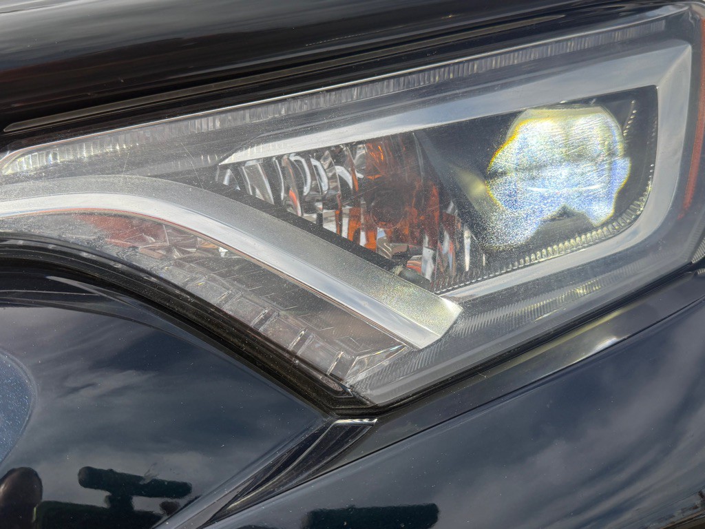 2017 Toyota Rav4 Image 16
