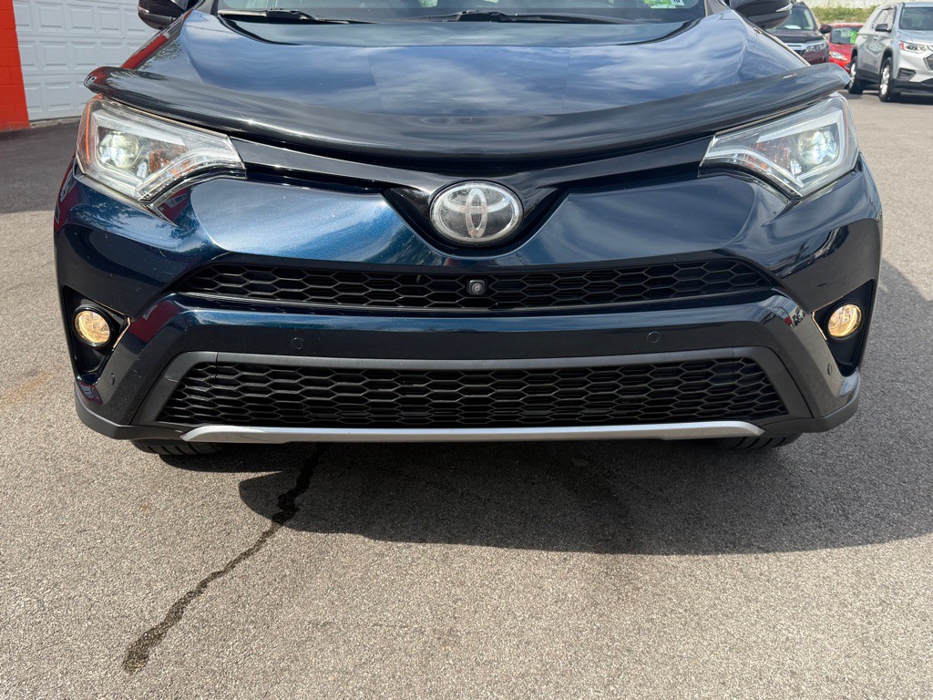 2017 Toyota Rav4 Image 17