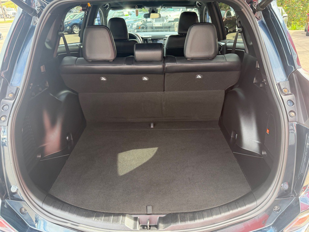 2017 Toyota Rav4 Image 22
